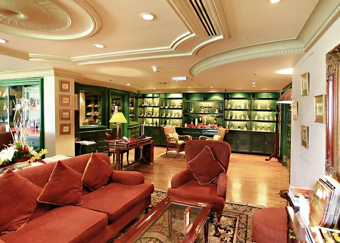 Merdeka Palace Hotel & Suites