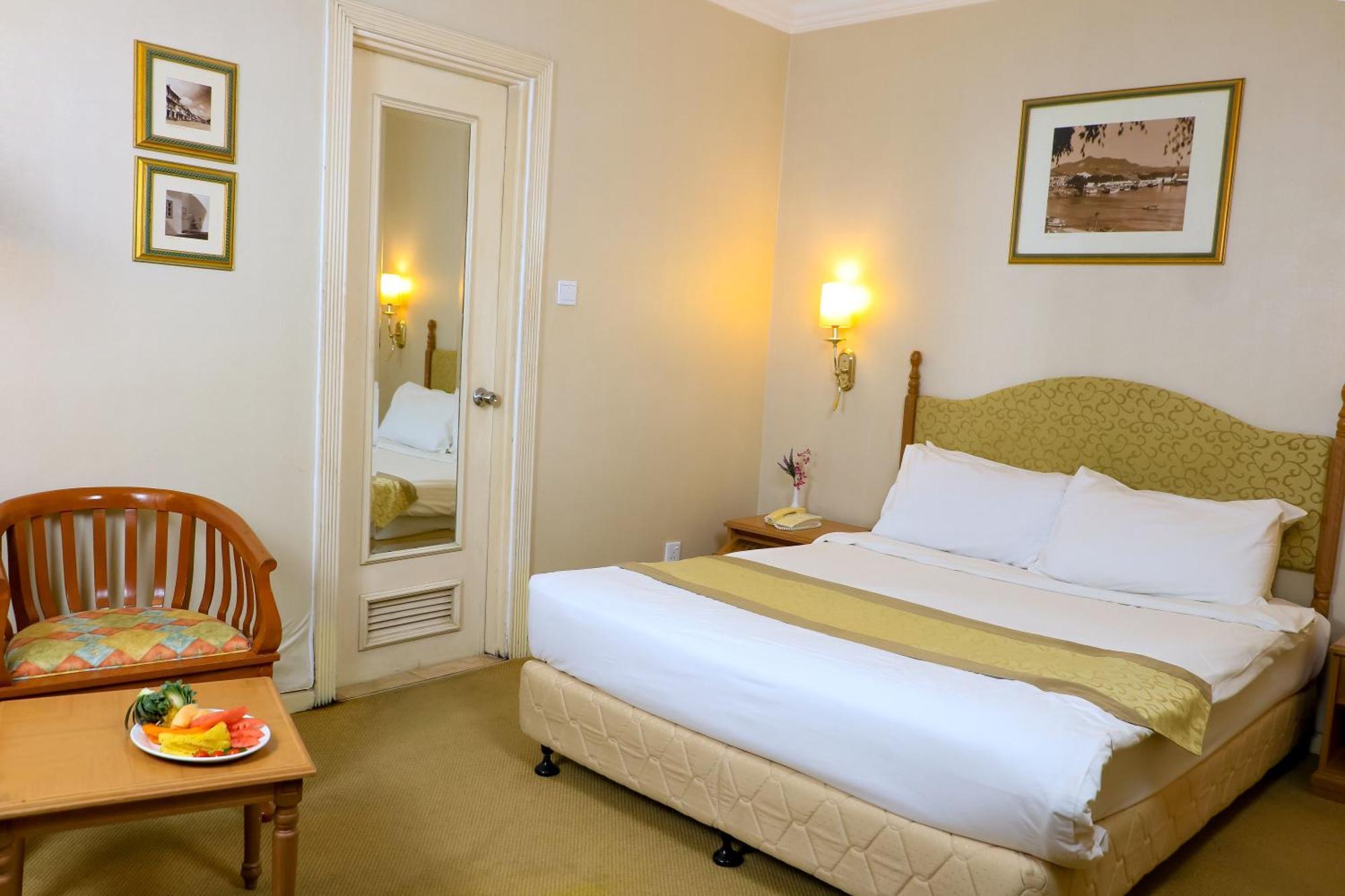 Hotel Merdeka Palace & Kuching