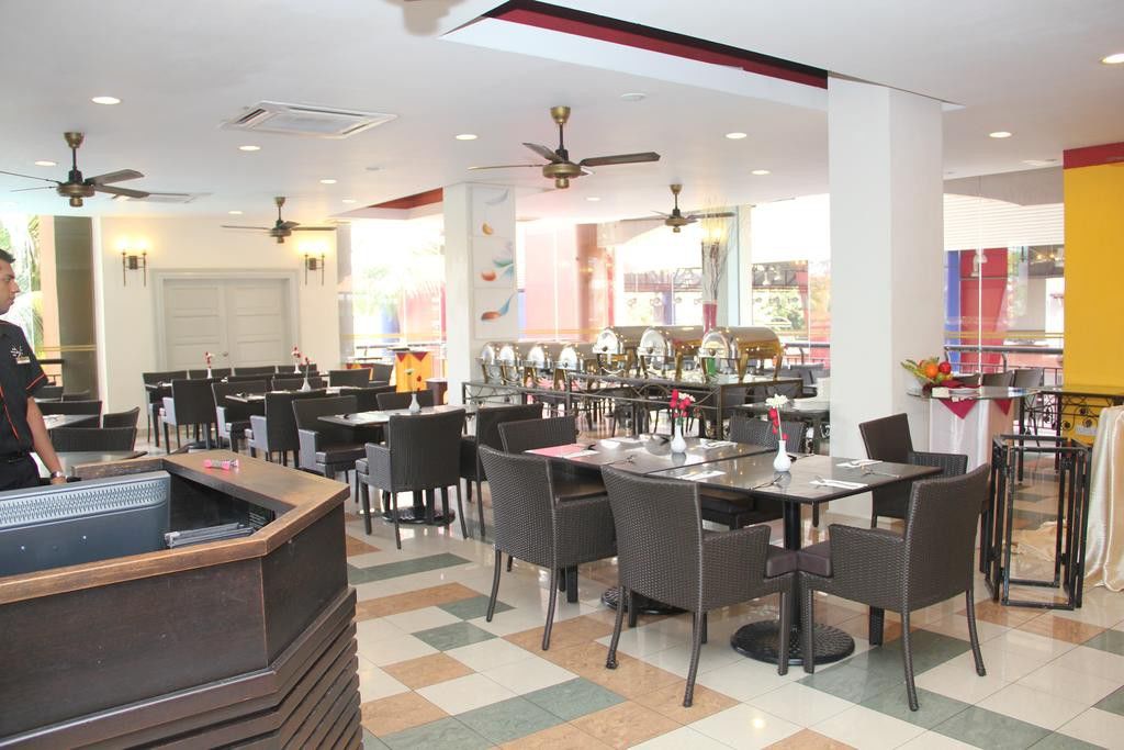 Merdeka Palace & 4* Kuching